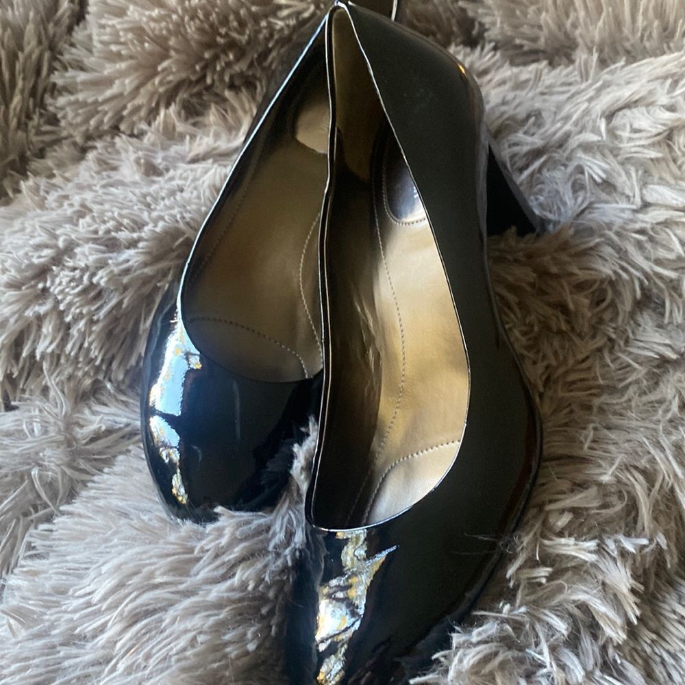 Calvin Klein Shiny Black Shoes heels size 8